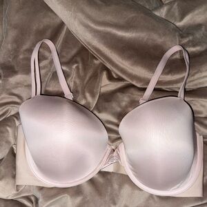 Victoria’s Secret Bra - 38DD